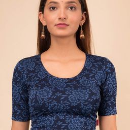 Bindigasm's Advi Floral Woven Design Stretchable Jacquard Saree Blouse-image-21