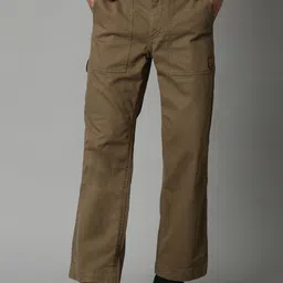 Breakbounce Men Olive Green Comfort Cotton Straight Fit Trousers-image-18