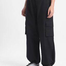 Bewakoof Black Oversized Cargo Pants-image-84