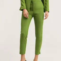 MANGO Women Green Solid Slim Fit Cropped Trousers-image-18
