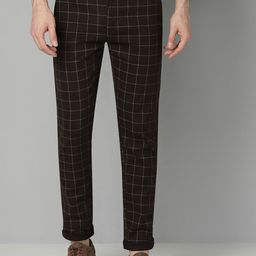 FUBAR Men Checked Relaxed Slim Fit Easy Wash Regular Trousers-image-41