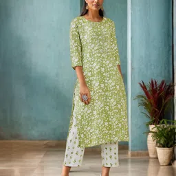 Soch Floral Printed Straight Kurta with Trousers-47