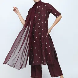Vishudh Women Maroon Floral Printed Kurta with Trousers & Dupatta-picture-11