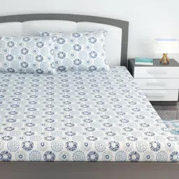 Divine Casa Blue & White Floral 144 TC King Bedsheet with 2 Pillow Covers-image-88
