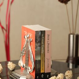 Decor de Maison Silver-Toned 2 Pieces Spade's Bookends Showpieces-image-56
