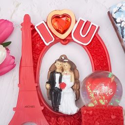 Archies Red Premium Romantic Lovers Statue Showpiece-image-76