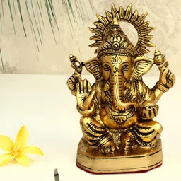 HANDICRAFTS PARADISE Gold-Toned Religious Idol Showpiece-56