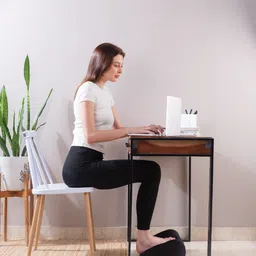 The White Willow Black Solid High Resilience Foot Rest Pillow-picture-11