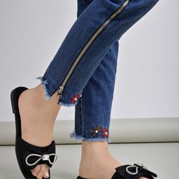 Shoetopia Open Toe Flats With Bows-9