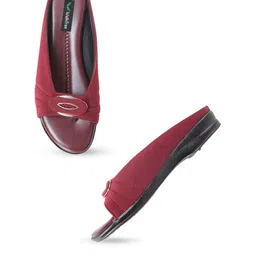 Walkfree Embellished Open Toe Flats-picture-5