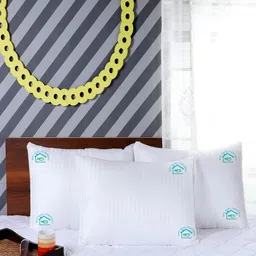 MFD HOME FURNISHING Set Of 3 White Sleep Pillows-46