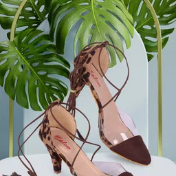 Picktoes Brown Animal Printed Pumps-31
