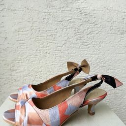 Bowtoes Printed Bow Detailed Peep Toe Kitten Heels-29