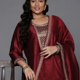 Indo Era Women Floral Embroidered Regular Sequinned Kurta with Trousers & With Dupatta-24