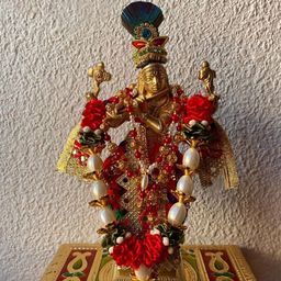 Exotic India Gold Toned Cosmic Form Lord Krishna Religious Idol Showpiece-image-51