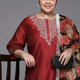 Varanga Plus Size Embroidered Chanderi Silk Kurta with Trousers & With Dupatta-25