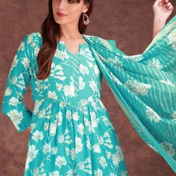 Sangria Women Floral Printed Cotton Kurta with Trousers & Dupatta-picture-18