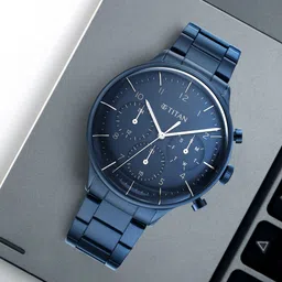 Titan Men Printed Dial & Stainless Steel Bracelet Style Straps Analogue Watch 90102QM01-50