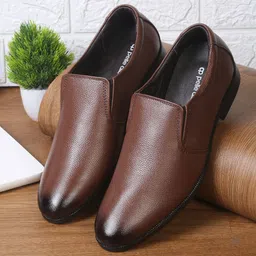 pelle albero Men Brown Textured Formal Slip-Ons-image-28