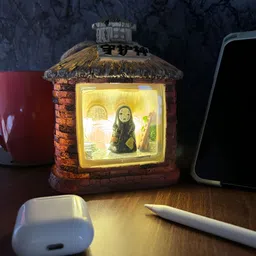 COMICSENSE Red Printed Acrylic Quirky Square Table Lamp-19