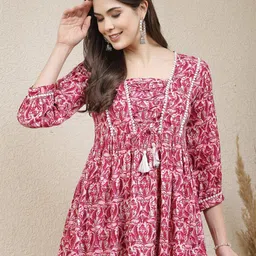 Stylum Floral Print Square Neck Peplum Top-image-34