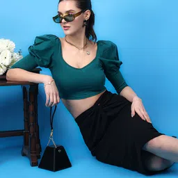 SCORPIUS V-Neck Solid Fitted Crop Top-picture-13