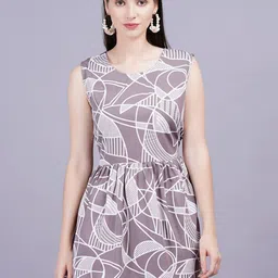 JC4U Geometric Print Top-14