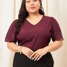 Berrylush Curve Plus Size Maroon V-Neck Puff Sleeves Top-78