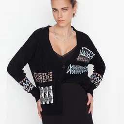 Trendyol Women Black Front-Open Sweaters-image-23