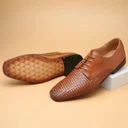 Florsheim Men Textured Leather Formal Derbys-picture-0
