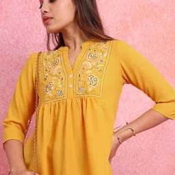 Vishudh Floral Embroidered Gathered Peplum Top-picture-21