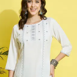 Anouk Round Neck Printed Ethnic Top-image-35