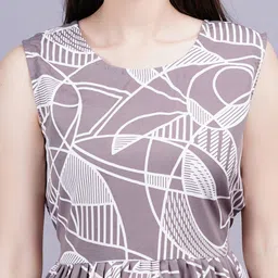 JC4U Geometric Print Top image 3