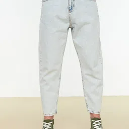 Trendyol Men Blue Pure Cotton Loose Stretchable Crop Jeans-image-15