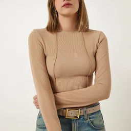 Happiness istanbul Round Neck Solid Crop Top-image-30