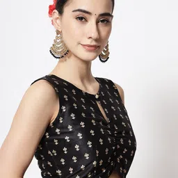 studio rasa Printed Keyhole Neck Block Print Crop Top image 2