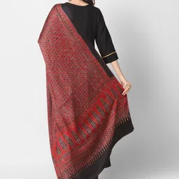 Dupatta Bazaar Maroon & Black Ethnic Motifs Block Printed Dupatta image 4