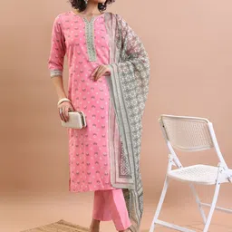KETCH Floral Printed Regular Kurta With Trousers & Dupatta image 1