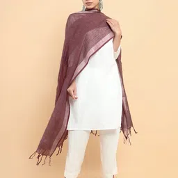 Soch Maroon Solid Tasselled Dupatta-4