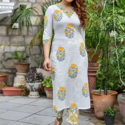 THE FAB FACTORY Floral Printed Kurta With Trouser & Dupatta-image-9