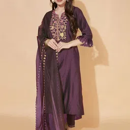 Mitera Floral Yoke Design Thread Work Straight Kurta & Trousers With Dupatta-image-3