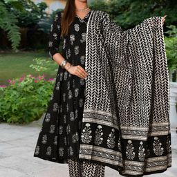 7Threads Women Ethnic Motifs Printed Regular Kurta with Trousers & With Dupatta-picture-33