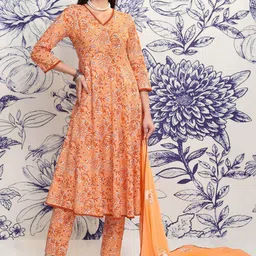 Vishudh Peach Floral Printed Regular Pure Cotton Kurta with Trousers & Dupatta-image-24