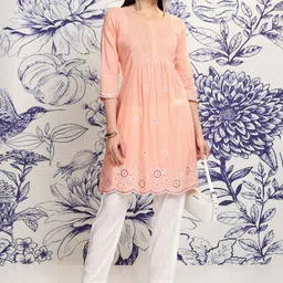 Vishudh Peach Round Neck Floral Embroidered Regular Pure Cotton A-Line Kurta with Trousers-image-7