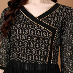 TextileNow Floral Printed Anarkali Kurta & Trousers With Dupatta image 4
