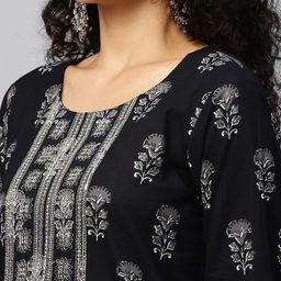 INDYES Ethnic Motifs Printed Regular Sequinned Pure Cotton Kurta with Trousers & Dupatta image 2