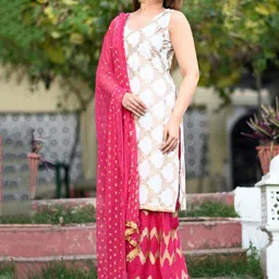 KALINI Geometric Printed Kurta with Sharara & With Dupatta image 4