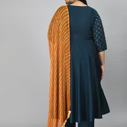 PrettyPlus by Desinoor.com Leheriya Printed Dupatta image 5