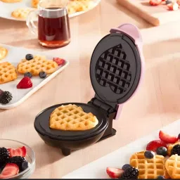 Cute Pink Heart-shaped Waffle Maker for Fun, Tasty Treats With a Sweet Touch Waffle Maker-9