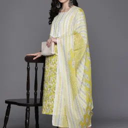Women Pure Cotton Kurta Pant Dupatta Set-image-68